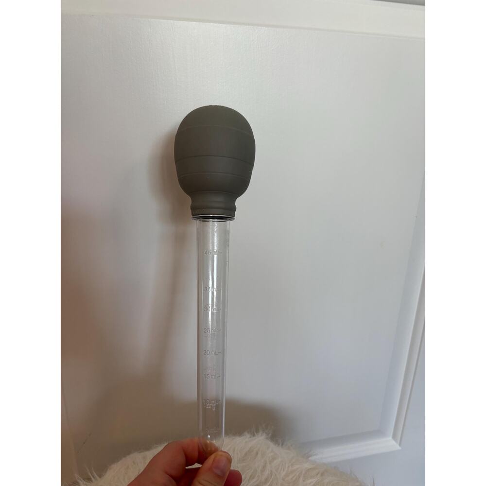 Pampered Chef bulb baster or turkey baster